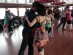 Una pareja baila tango en un barco. Estambul, 2013