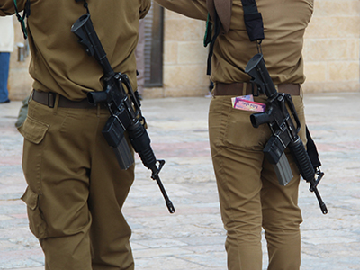 Soldados en Jerusalén (2013) | © Ilya U. Topper / M'Sur